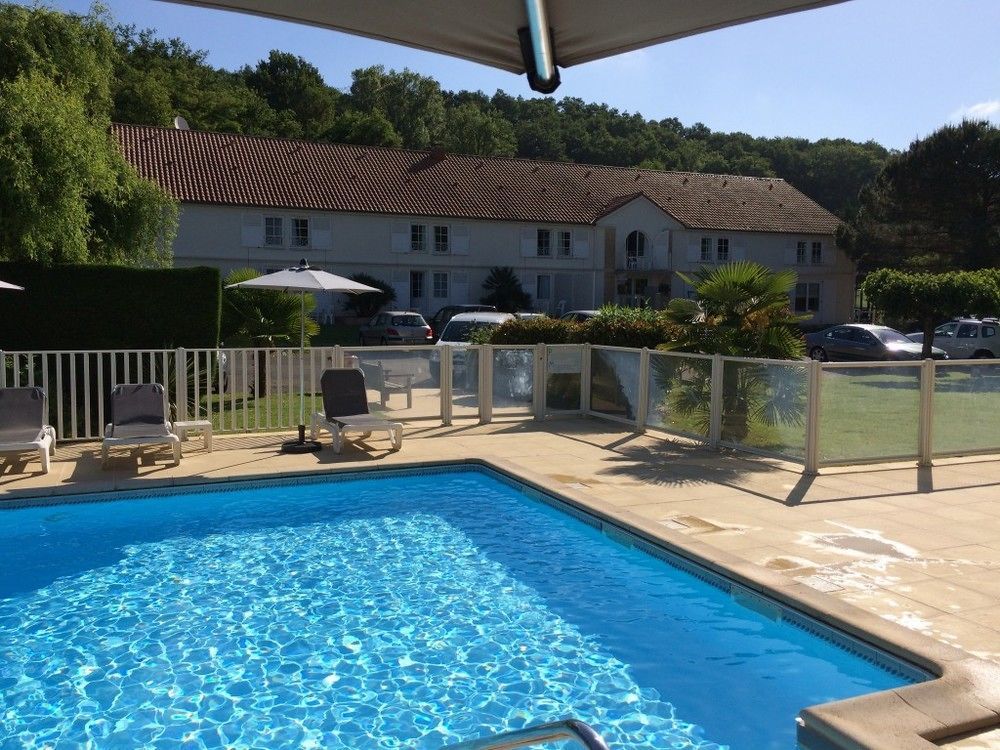 Hotel Le Relais Des Champs Eugenie-les-Bains Exterior foto