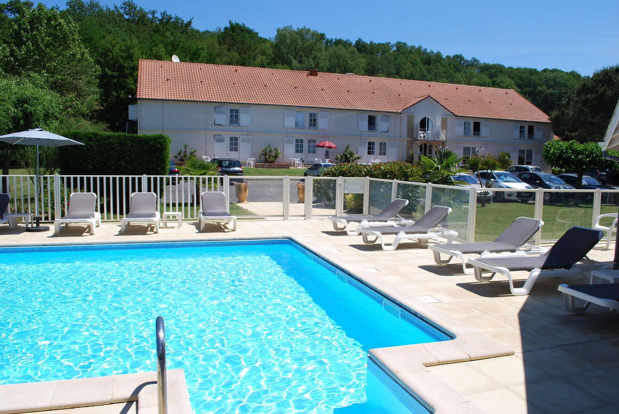 Hotel Le Relais Des Champs Eugenie-les-Bains Exterior foto